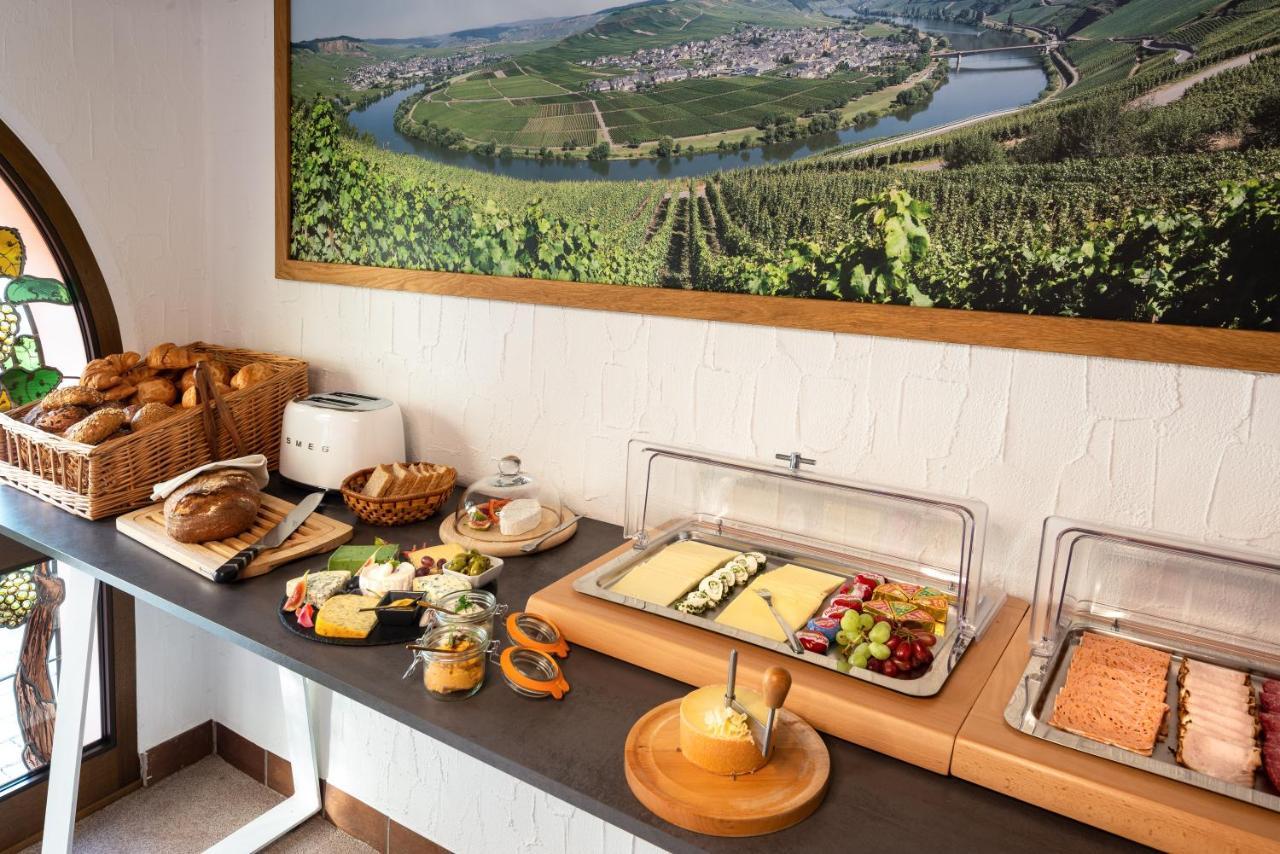 Moselweingut & Gaestehaus Hubertushof Тріттенгайм Екстер'єр фото